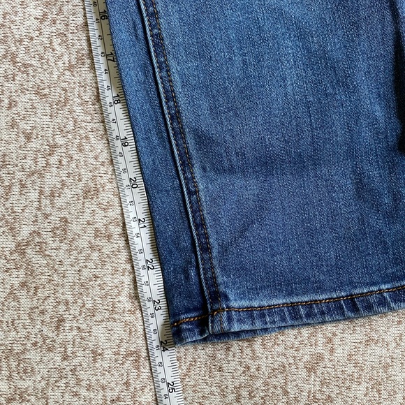 5/$25 Motherhood Maternity Jeans - Picture 6 of 7